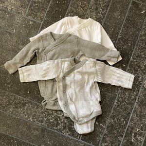 3 long sleeve Kimono style wrap body suits 0-3 month